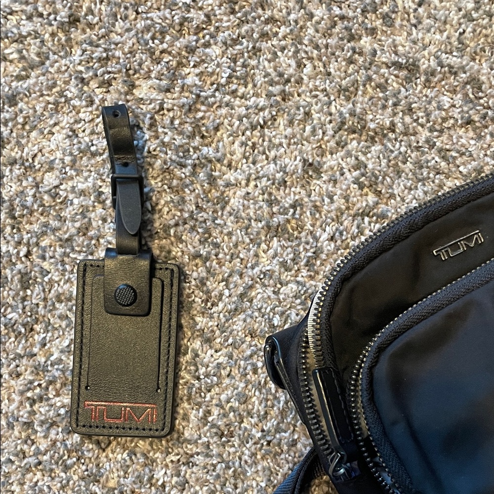 Tumi nylon crossbody - Picture 7 of 7